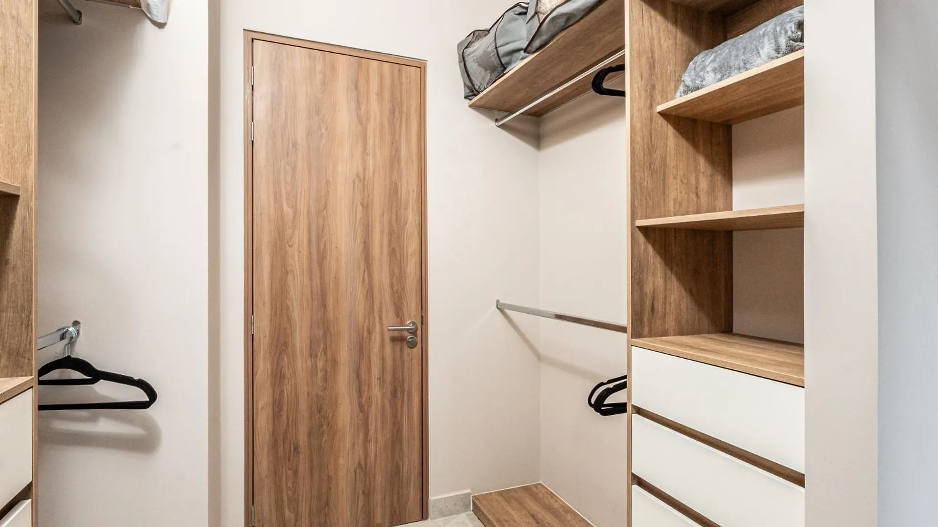 Luxury And Comfort In Gaudalajara 10 Minutes Away From Expo Guadalajara Apartman