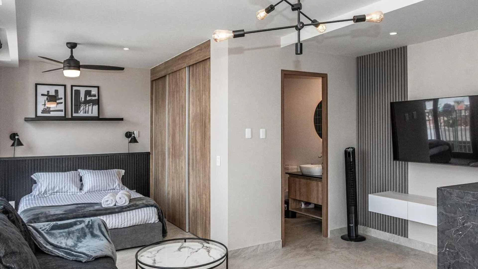 Luxury And Comfort In Gaudalajara 10 Minutes Away From Expo גואדלחארה מקסיקו