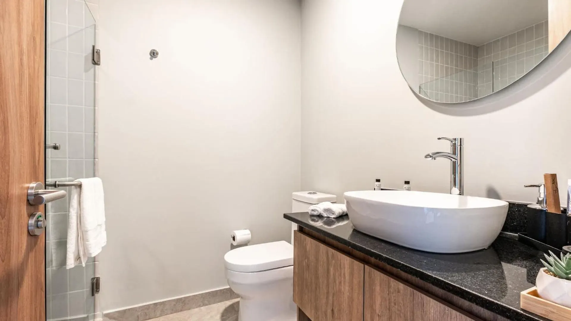Luxury And Comfort In Gaudalajara 10 Minutes Away From Expo Guadalajara Apartament